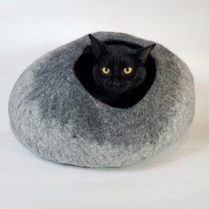 Light Gray / Dark Gray Cat Cave | Pet Bed
